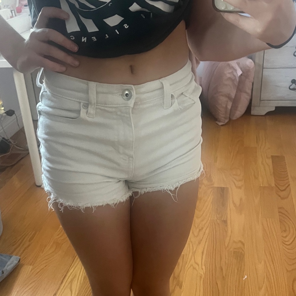 Kendall & Kylie Off-White Jean Shorts